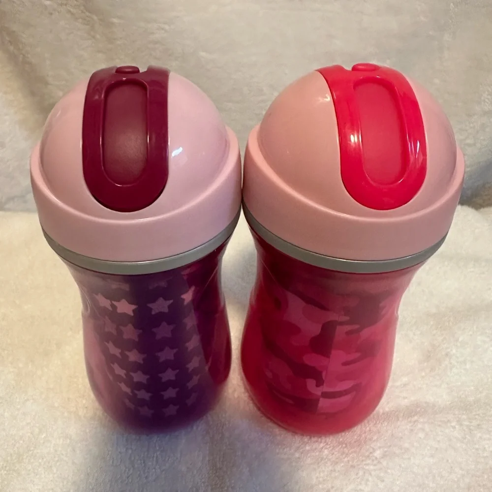 Like New! Chicco Insulated Flip-Top Straw Cup 9oz, Pink/Purple, 12m+ (2pk)‎